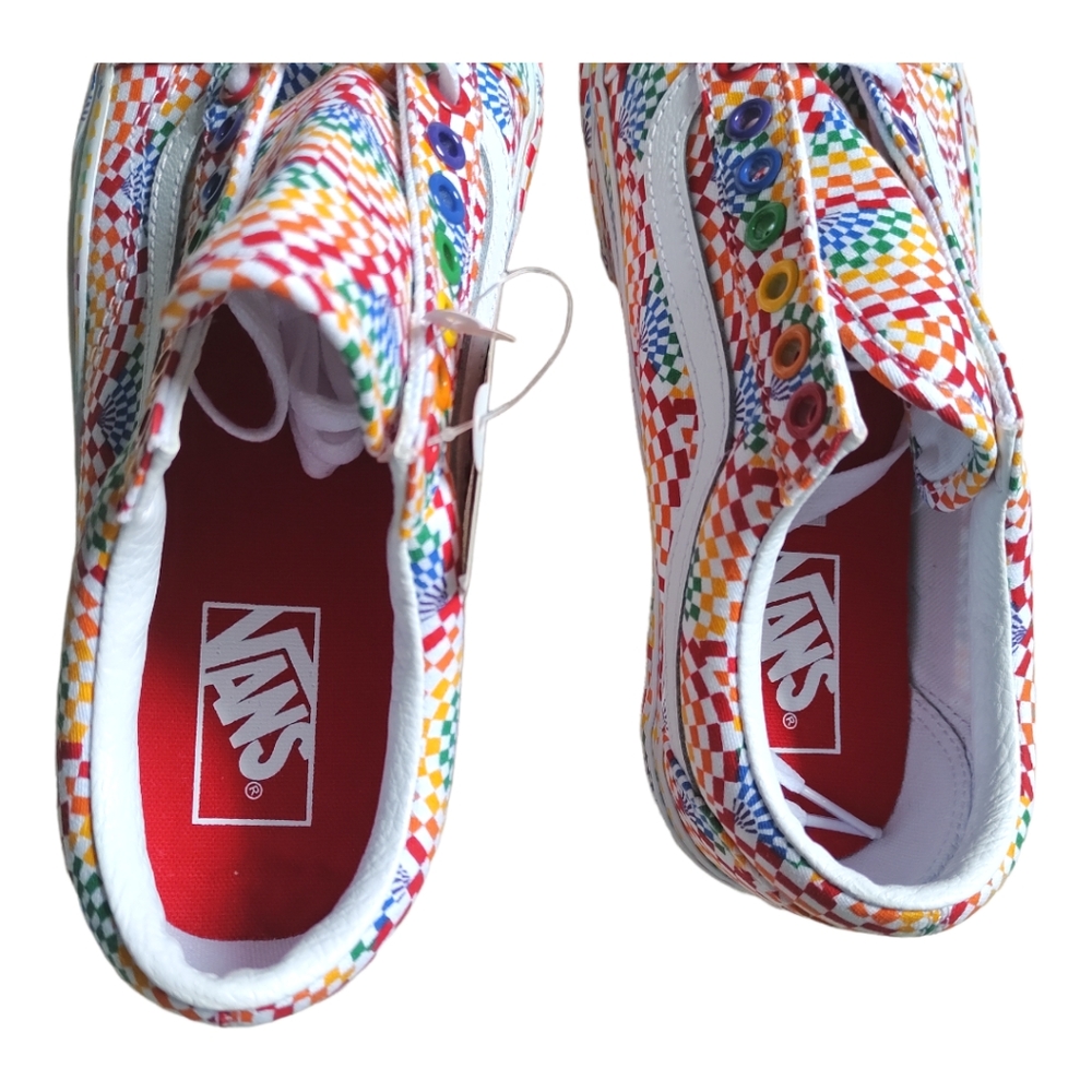 VANS- PRIDE RAINBOWS OLD SKOOL PLATFORM SHOES - Picture 6 of 11